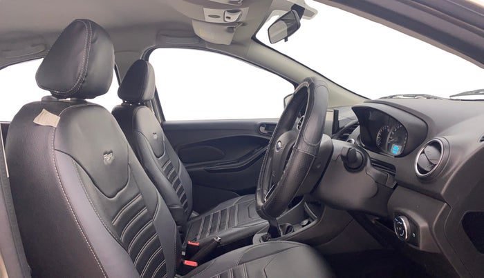 2019 Ford New Figo TITANIUM 1.2 PETROL MT, Petrol, Manual, 28,912 km, Right Side Front Door Cabin