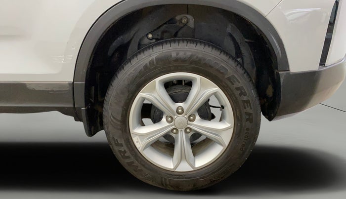 2024 Tata Harrier PURE (O), Diesel, Manual, 7,827 km, Left Rear Wheel