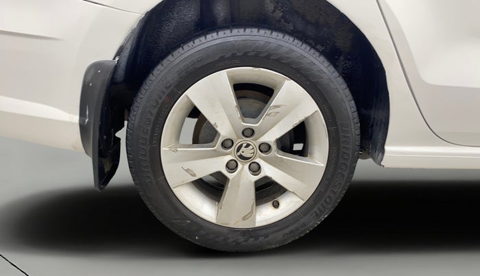 2019 Skoda Rapid AMBITION 1.5 TDI, Diesel, Manual, 87,310 km, Right Rear Wheel