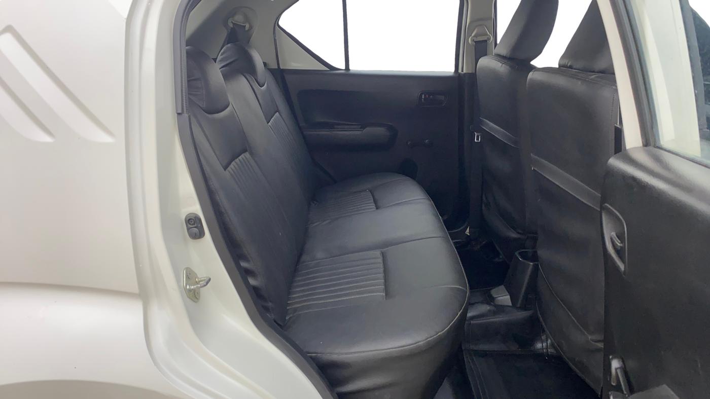 2017 Maruti IGNIS SIGMA 1.2, Petrol, Manual, 86,133 km, Right Side Rear Door Cabin