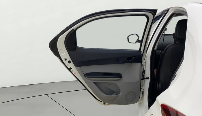 2022 Tata Tiago XT CNG, CNG, Manual, 99,275 km, LHS Rear Door