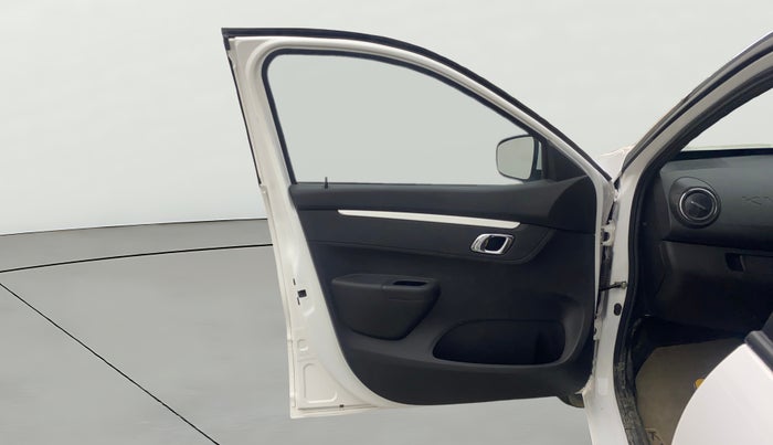 2024 Renault Kwid CLIMBER AMT 1.0, Petrol, Automatic, 5,049 km, LHS Front Door