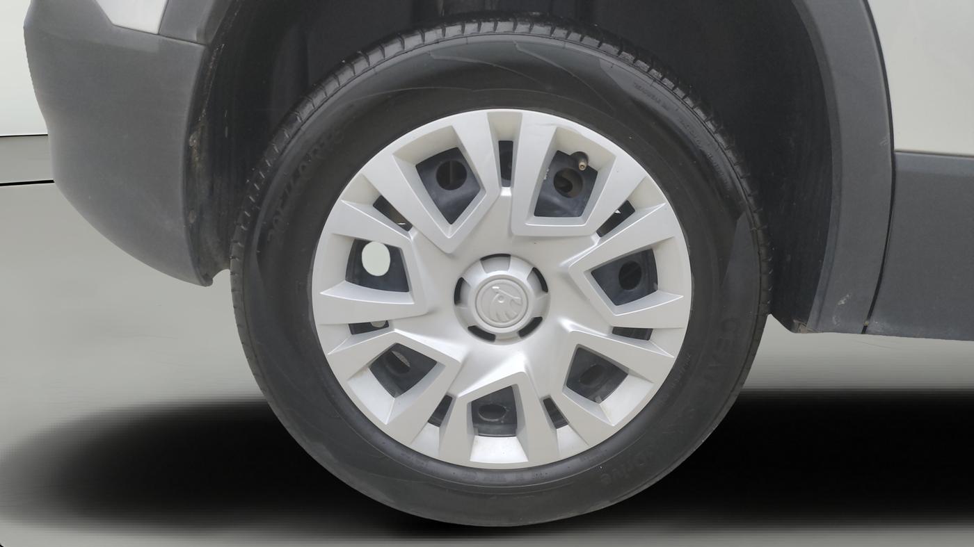 2025 Skoda Kylaq Classic, Petrol, Manual, 21,144 km, Right Rear Wheel