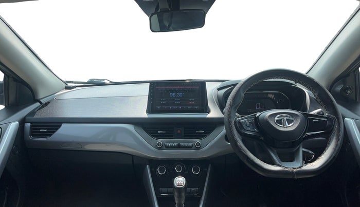 2023 Tata NEXON XM SUNROOF PETROL, Petrol, Manual, 35,110 km, Dashboard