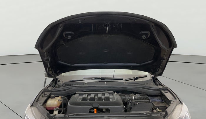 2023 Mahindra XUV700 AX 7 LUXURY P AT 7 STR, Petrol, Automatic, 14,877 km, Open Bonet