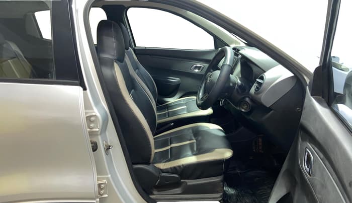 2018 Renault Kwid RXT 1.0 AMT (O), Petrol, Automatic, 46,840 km, Right Side Front Door Cabin