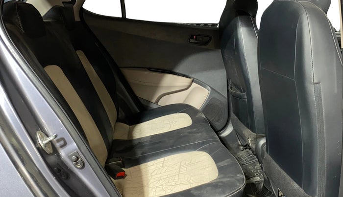 2018 Hyundai Grand i10 MAGNA 1.2 KAPPA VTVT, Petrol, Manual, 67,924 km, Right Side Rear Door Cabin