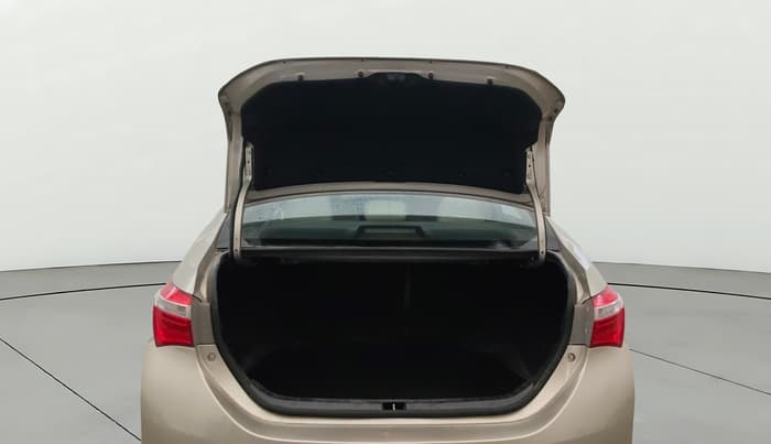 2015 Toyota Corolla Altis GL PETROL, Petrol, Manual, 87,092 km, Boot Door Open