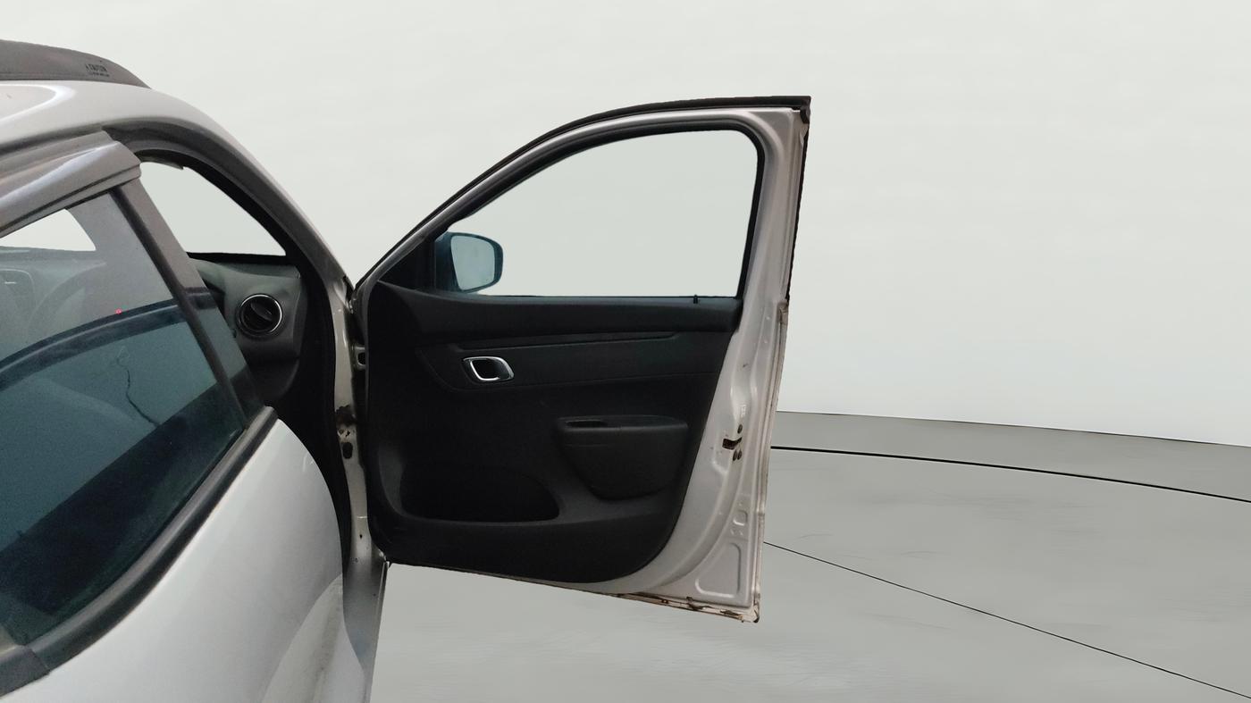 2019 Renault Kwid RXT 1.0 AMT (O), Petrol, Automatic, 55,391 km, RHS Front Door
