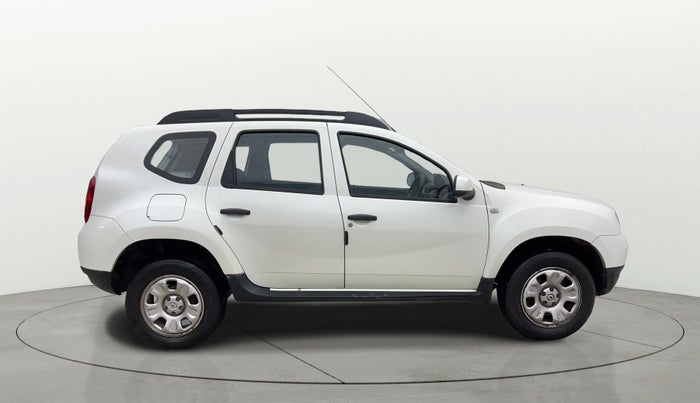 2015 Renault Duster RXL PETROL, Petrol, Manual, 51,751 km, Right Side View
