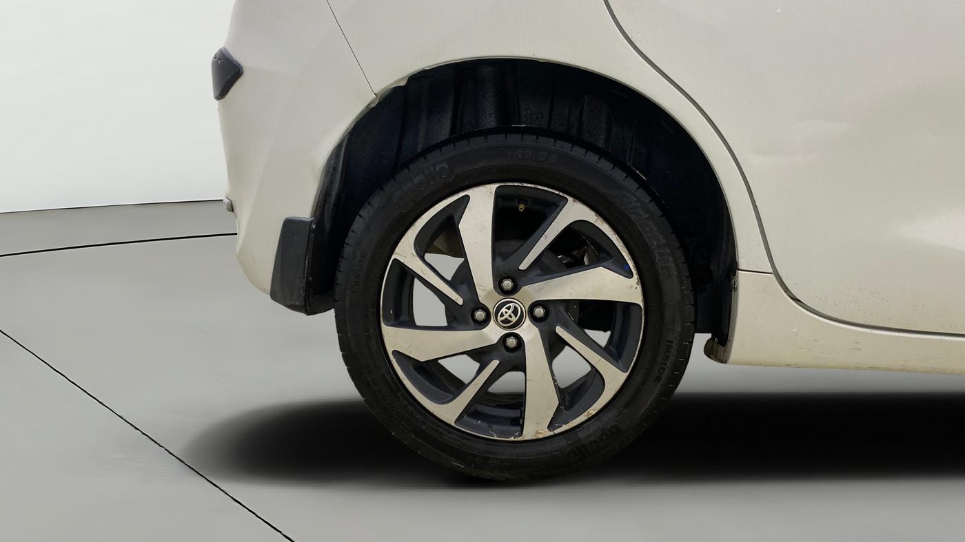 2023 Toyota Glanza G E-CNG, CNG, Manual, 74,710 km, Right Rear Wheel
