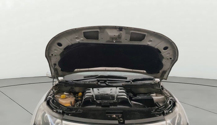 2016 Mahindra XUV500 W4, Diesel, Manual, 84,397 km, Open Bonet