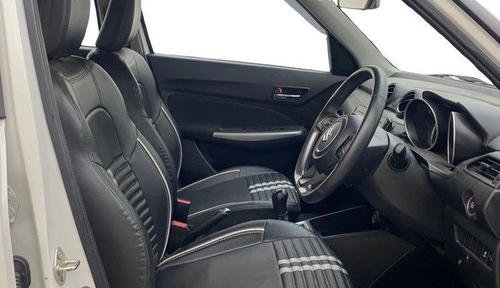 2023 Maruti Swift ZXI, Petrol, Manual, 34,801 km, Right Side Front Door Cabin
