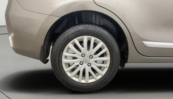 2018 Maruti Dzire ZXI, Petrol, Manual, 48,614 km, Right Rear Wheel