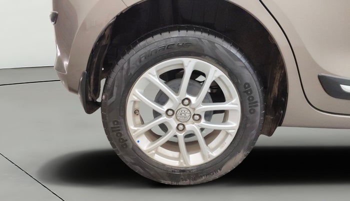 2021 Maruti Swift ZXI, Petrol, Manual, 27,489 km, Right Rear Wheel