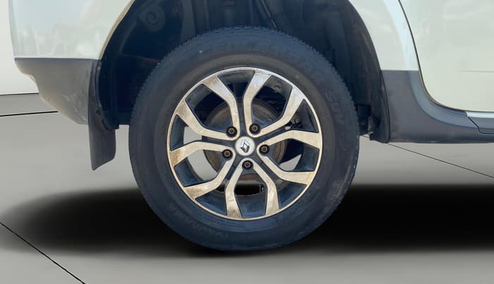 2014 Renault Duster 85 PS RXL DIESEL, Diesel, Manual, 1,36,899 km, Right Rear Wheel