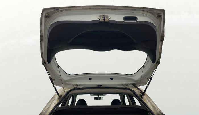 2017 Honda WR-V 1.5L I-DTEC VX MT, Diesel, Manual, 97,195 km, Boot Door Open