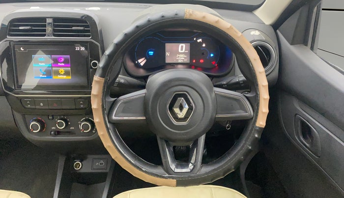 2022 Renault Kwid RXT 1.0 AMT (O), Petrol, Automatic, 24,936 km, Steering Wheel Close Up