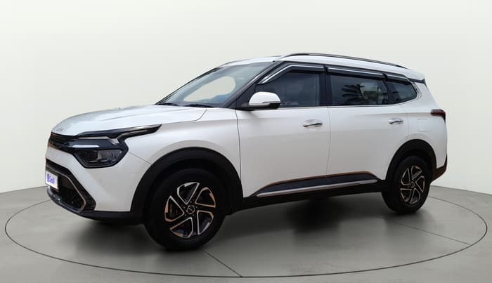 2022 KIA CARENS LUXURY PLUS 1.5 DIESEL AT 6 STR, Diesel, Automatic, 1,38,060 km, Left Front Diagonal