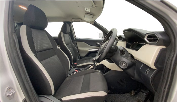 2022 Nissan MAGNITE XL, Petrol, Manual, 27,196 km, Right Side Front Door Cabin