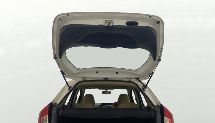 2016 Honda Jazz 1.2L I-VTEC V, Petrol, Manual, 74,195 km, Boot Door Open