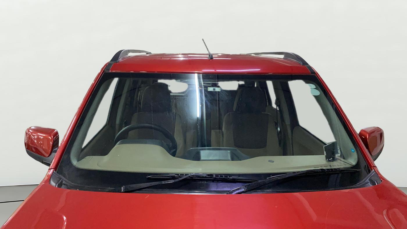 2016 Mahindra TUV300 T8, Diesel, Manual, 28,751 km, Front Windshield