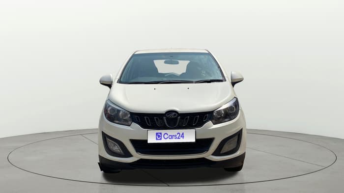 2018 Mahindra MARAZZO M8 7 STR, Diesel, Manual, 1,34,856 km, Front
