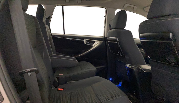 2018 Toyota Innova Crysta 2.7 VX 7 STR, Petrol, Manual, 42,119 km, Right Side Rear Door Cabin