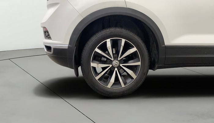 2019 Volkswagen T-ROC 1.5 TSI AT, Petrol, Automatic, 1,34,626 km, Right Rear Wheel