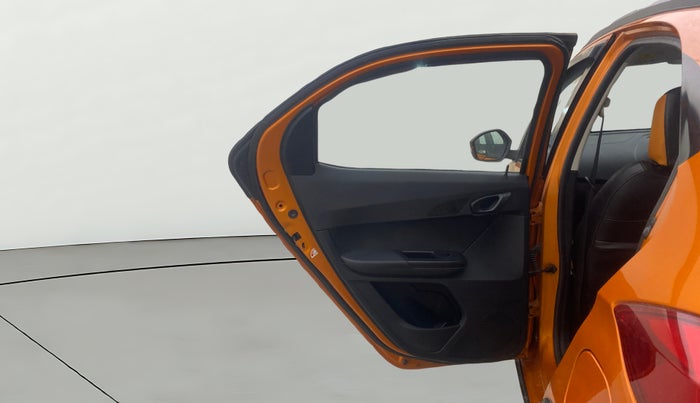 2019 Tata TIAGO NRG PETROL AMT, Petrol, Automatic, 55,602 km, LHS Rear Door