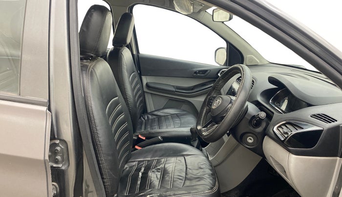 2021 Tata Tiago XT (O) PETROL, Petrol, Manual, 1,09,683 km, Right Side Front Door Cabin