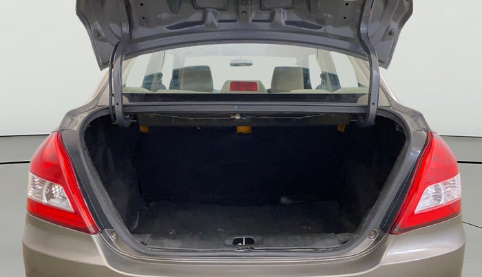 2015 Maruti Swift Dzire LXI (O), Petrol, Manual, 68,627 km, Boot Open Zoomed View