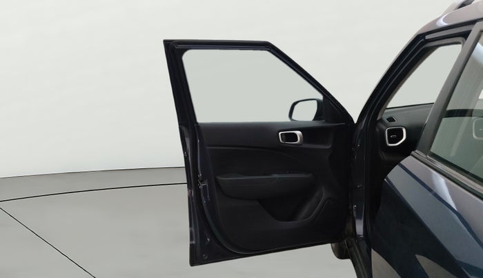 2021 Hyundai VENUE S+ 1.2, Petrol, Manual, 39,267 km, LHS Front Door