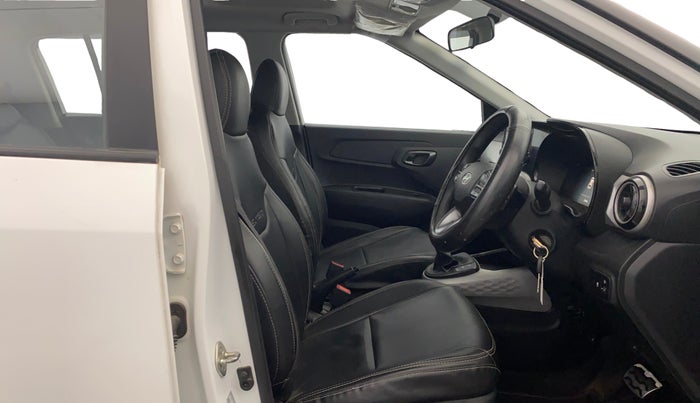 2024 Hyundai EXTER  SX 1.2 AMT, Petrol, Automatic, 27,625 km, Right Side Front Door Cabin