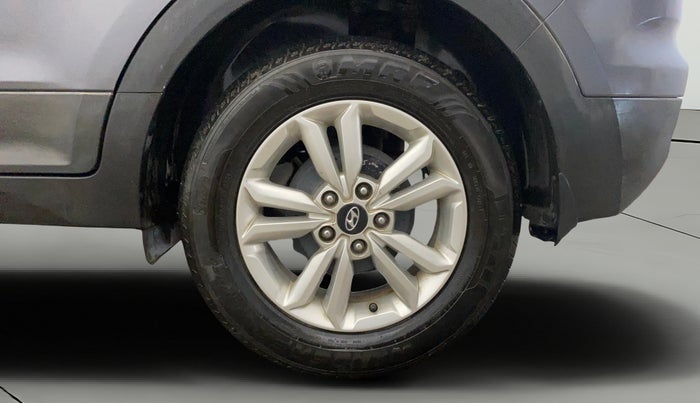 2017 Hyundai Creta SX PLUS 1.6 PETROL, Petrol, Manual, 45,678 km, Left Rear Wheel