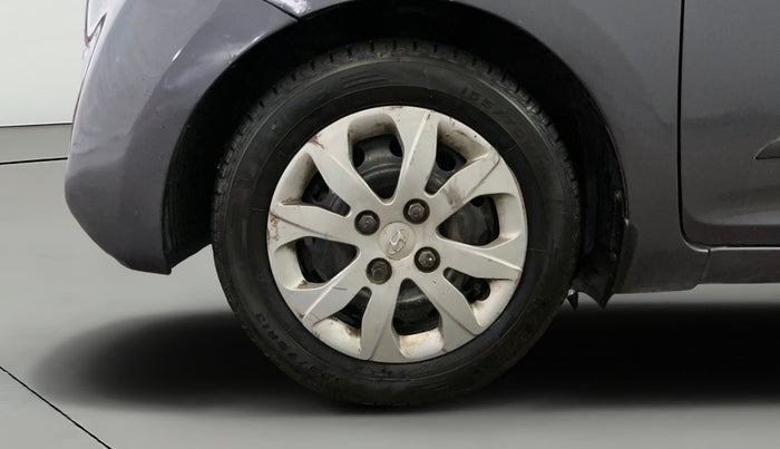 2015 Hyundai Eon SPORTZ, Petrol, Manual, 58,584 km, Left Front Wheel