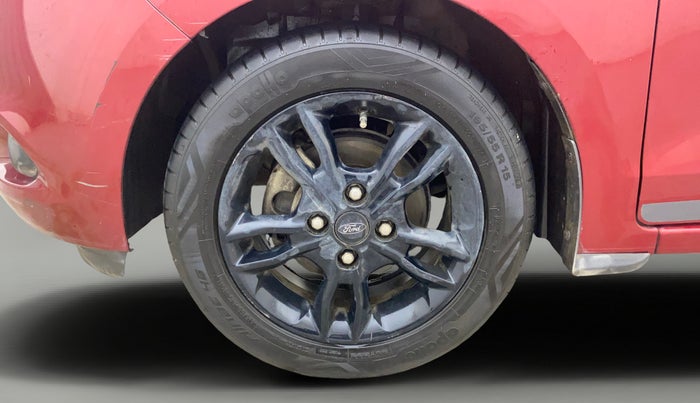 2017 Ford Figo Aspire TITANIUM 1.2 PETROL, Petrol, Manual, 42,991 km, Left Front Wheel