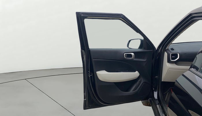 2023 Hyundai VENUE S (O) 1.0 Turbo Petrol DCT, Petrol, Automatic, 15,976 km, LHS Front Door