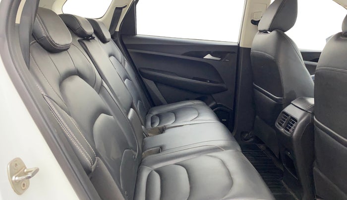 2019 MG HECTOR SMART 1.5 DCT PETROL, CNG, Automatic, 91,563 km, Right Side Rear Door Cabin