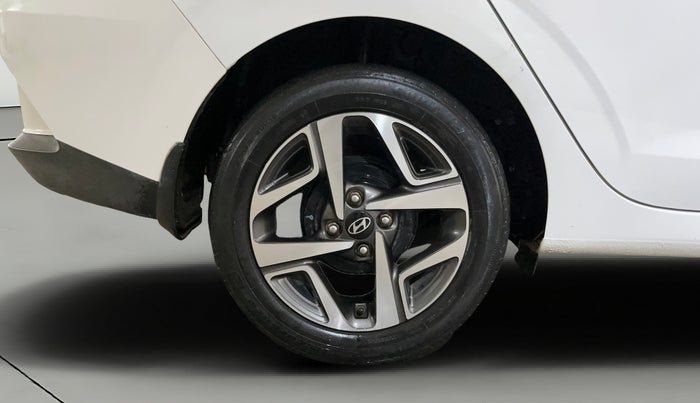 2023 Hyundai AURA SX 1.2 CNG, CNG, Manual, 61,512 km, Right Rear Wheel