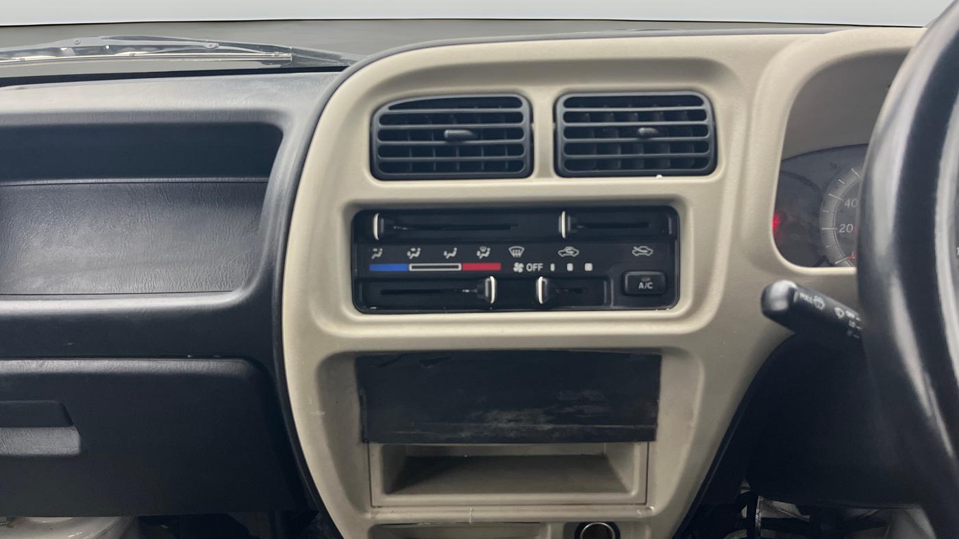 2020 Maruti Eeco 5 STR WITH A/C+HTR, Petrol, Manual, 44,792 km, Air Conditioner