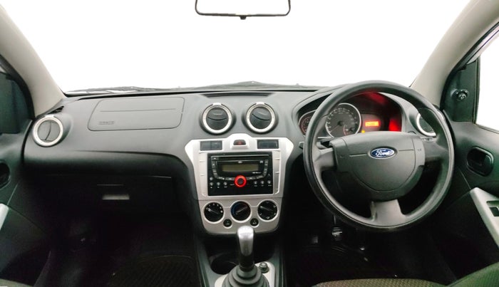 2012 Ford Figo TITANIUM 1.2 PETROL, Petrol, Manual, 1,04,374 km, Dashboard