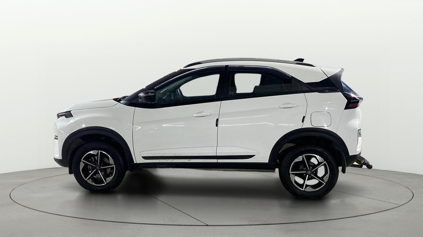 2025 Tata NEXON CREATIVE + SUNROOF 1.2 PETROL, Petrol, Manual, 8,414 km, Left Side
