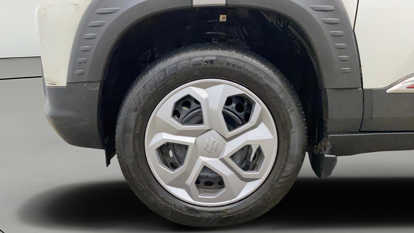2024 Maruti BREZZA VXI, Petrol, Manual, 8,280 km, Right Front Wheel