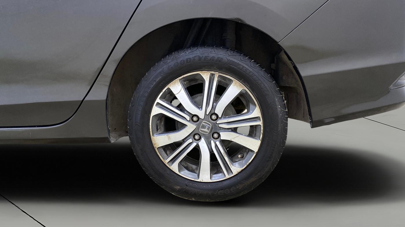 2020 Honda City 1.5L I-VTE V CVT, Petrol, Automatic, 1,08,739 km, Left Rear Wheel