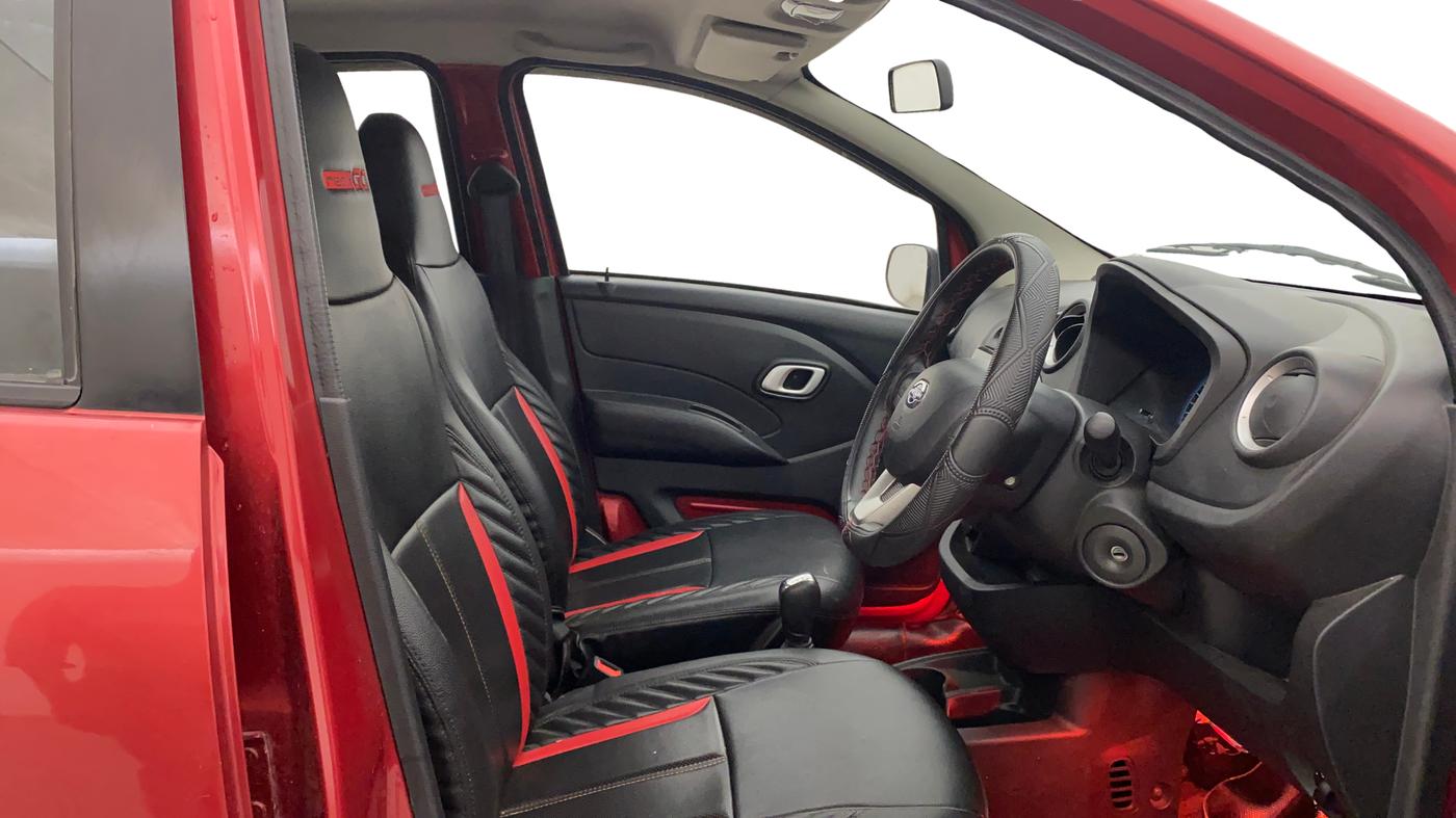 2019 Datsun Redi Go S 1.0 AMT, Petrol, Automatic, 17,902 km, Right Side Front Door Cabin