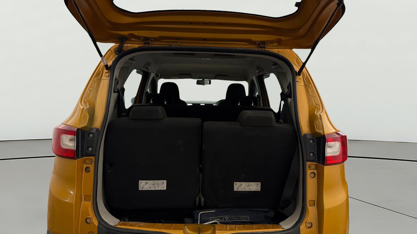 2020 Renault TRIBER RXZ, Petrol, Manual, 40,696 km, Boot Open Zoomed View