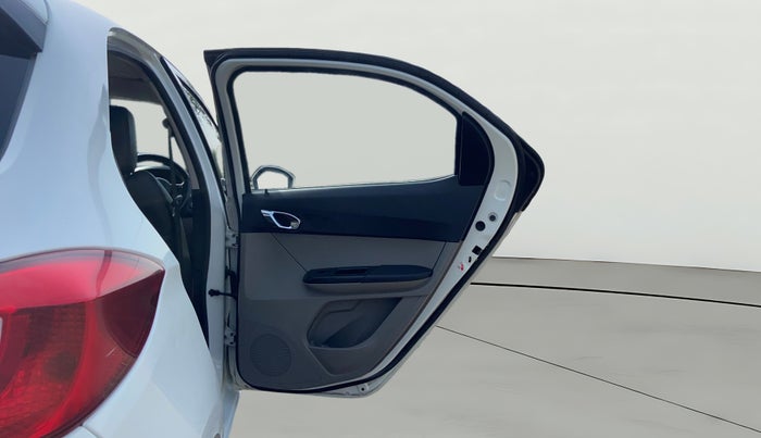 2019 Tata Tiago XZ PETROL, CNG, Manual, 43,107 km, RHS Rear Door