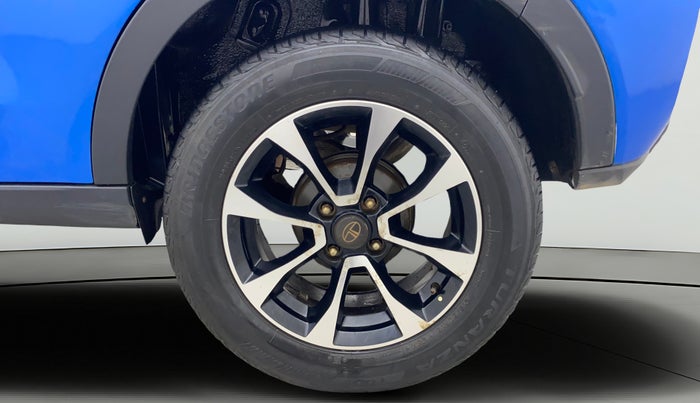 2020 Tata NEXON XZA PLUS SUNROOF PETROL, Petrol, Automatic, 78,536 km, Left Rear Wheel