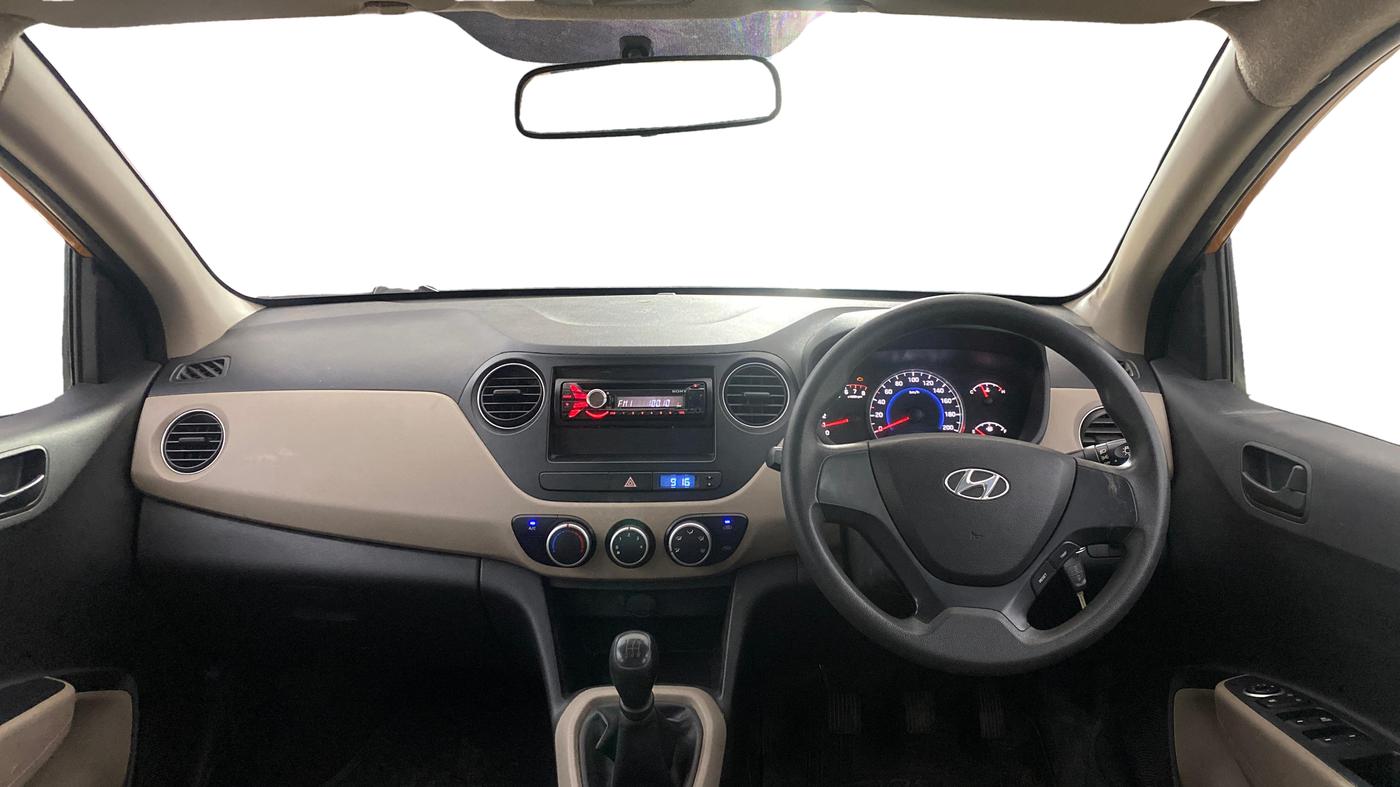 2013 Hyundai i10 MAGNA 1.2, CNG, Manual, 34,730 km, Dashboard